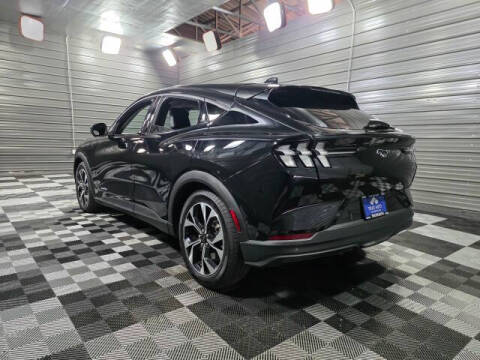 2024 Ford Mustang Mach-E Select