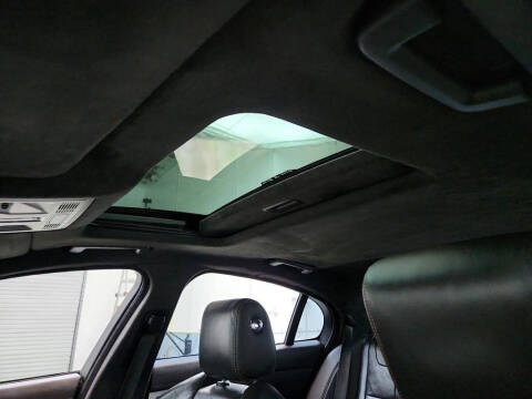 2015 Jaguar XF 3.0 Sport