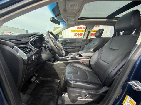 2017 Ford Edge Titanium
