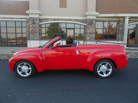 2004 Chevrolet SSR for sale at Hurricane Auto Sales II in Lake Ozark MO