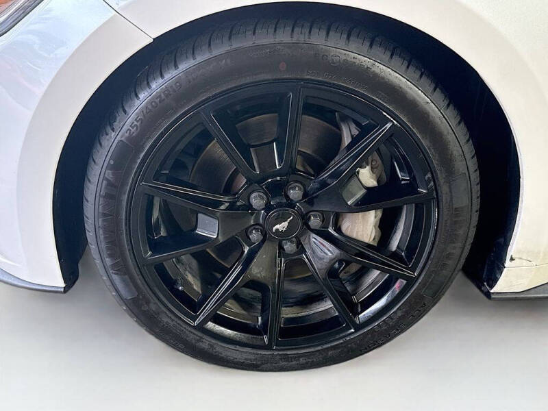 2017 Ford Mustang GT Premium