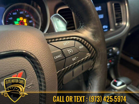 2017 Dodge Charger SXT