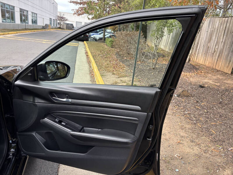 2021 Nissan Altima 2.5 SV