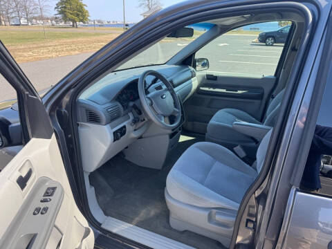 2004 Ford Freestar S