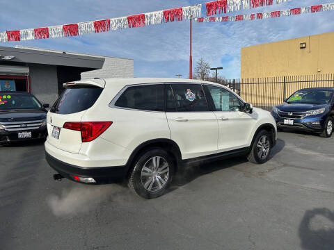 2017 Honda Pilot EX