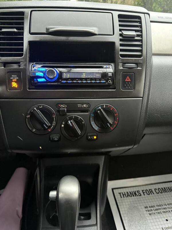 2009 Nissan Versa 1.8 S