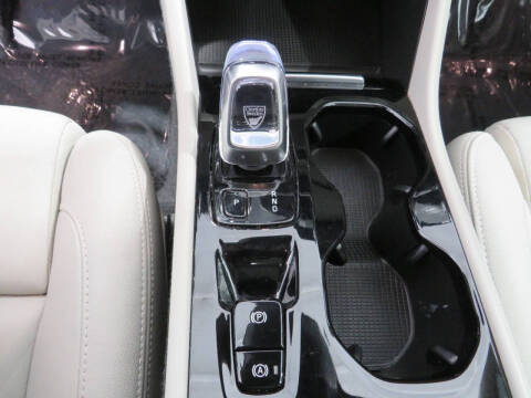 2021 Volvo XC40 T4 Inscription