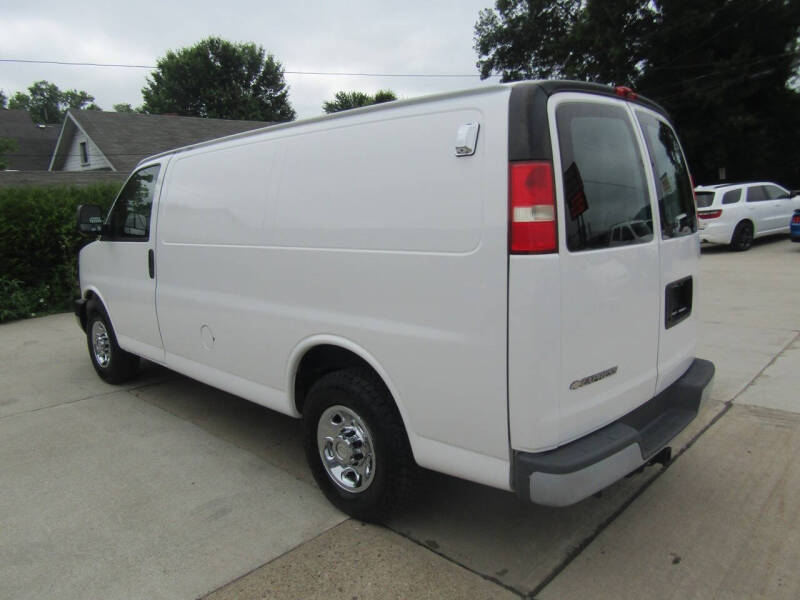 2011 Chevrolet Express 2500