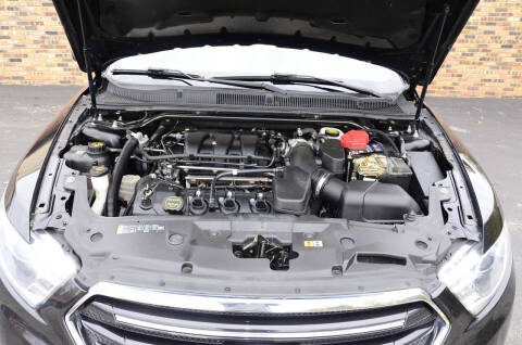 2019 Ford Taurus Limited