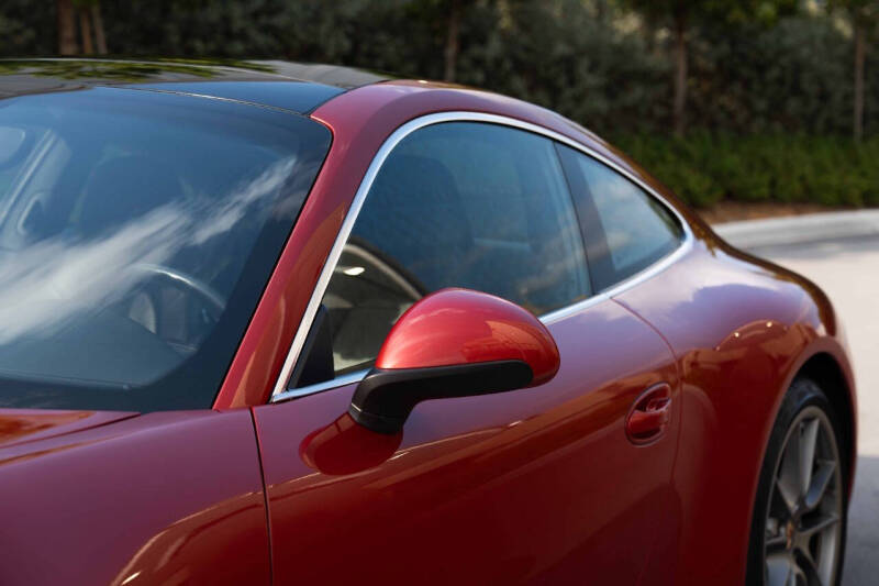 2013 Porsche 911 Carrera
