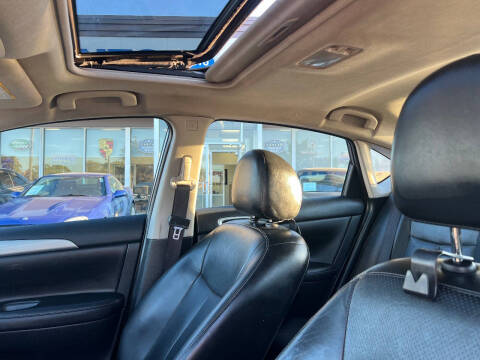 2015 Nissan Sentra SR