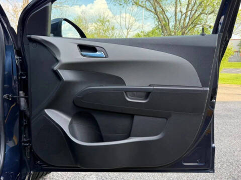 2015 Chevrolet Sonic LT Auto