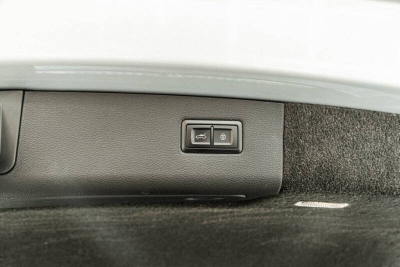 2019 Bentley Bentayga V8