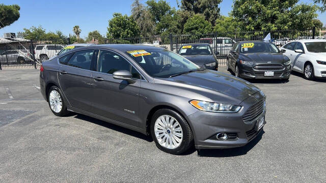 2013 Ford Fusion Hybrid for sale at Auto Plaza in Fresno, CA