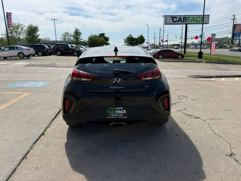 2019 Hyundai Veloster