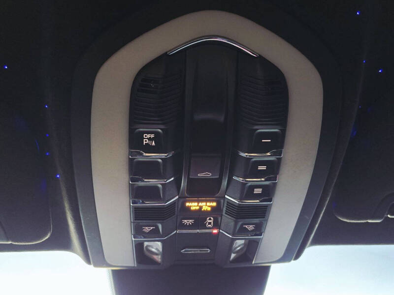 2014 Porsche Panamera GTS