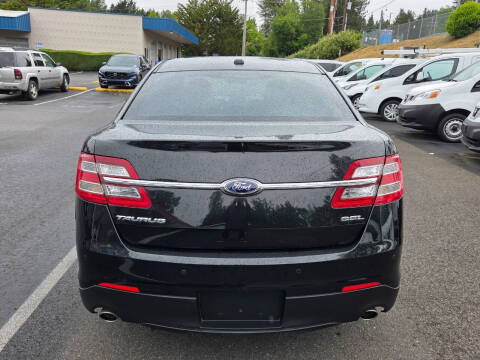 2014 Ford Taurus SEL