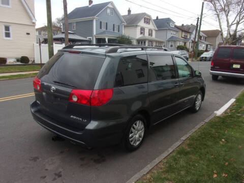 2008 Toyota Sienna