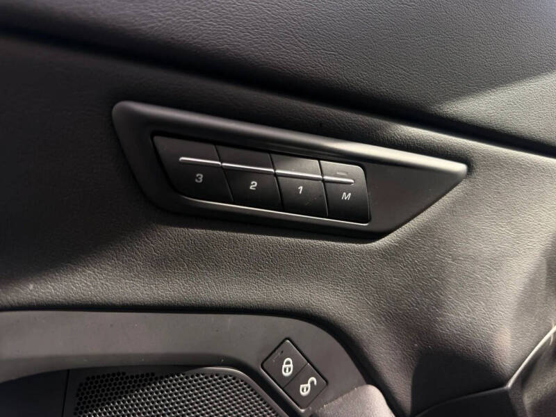 2019 Jaguar E-PACE P250 SE