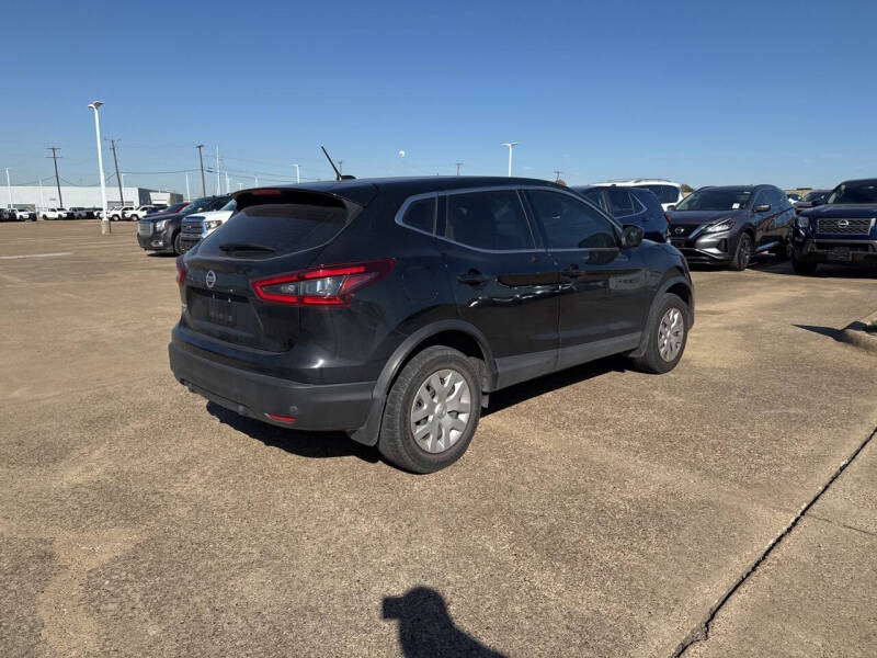 2020 Nissan Rogue Sport S