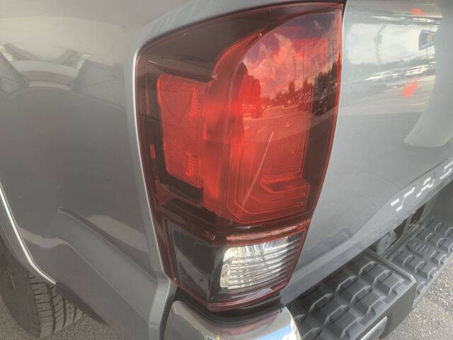 2021 Toyota Tacoma SR5 V6