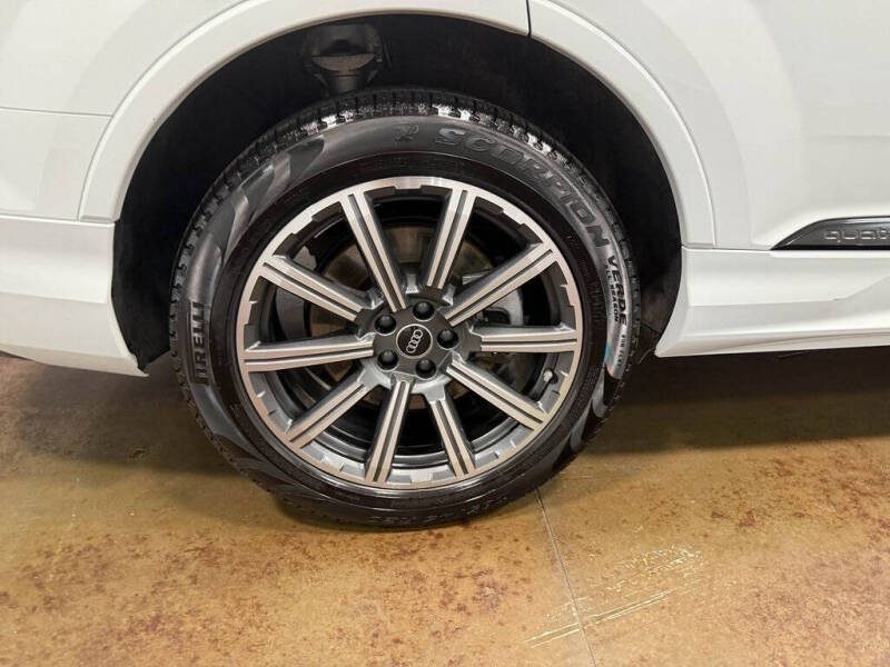 2023 Audi Q7 quattro Premium Plus 45 TFSI