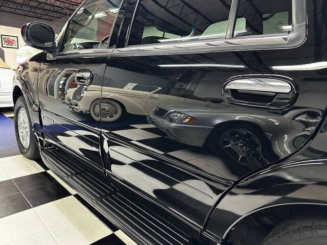 2002 Lincoln Navigator