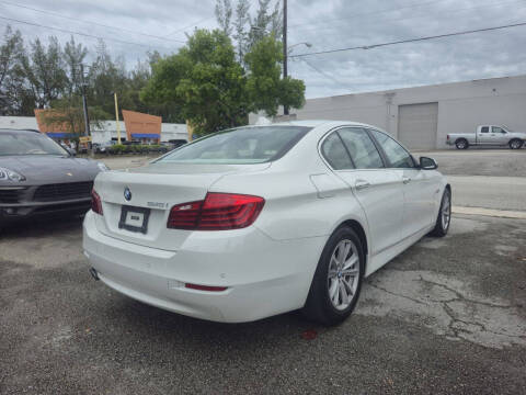 2015 BMW 5 Series 528i