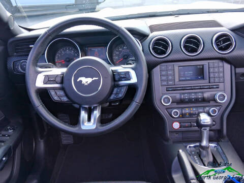 2017 Ford Mustang V6
