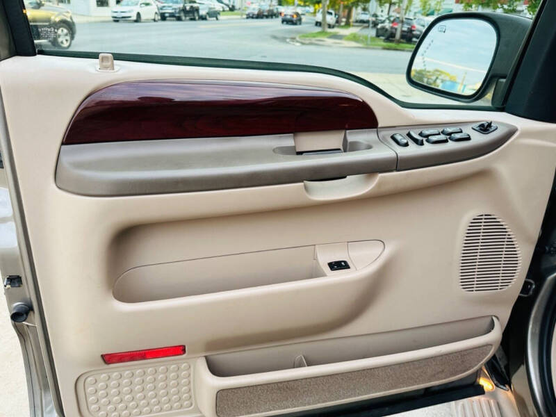 2004 Ford Excursion Limited