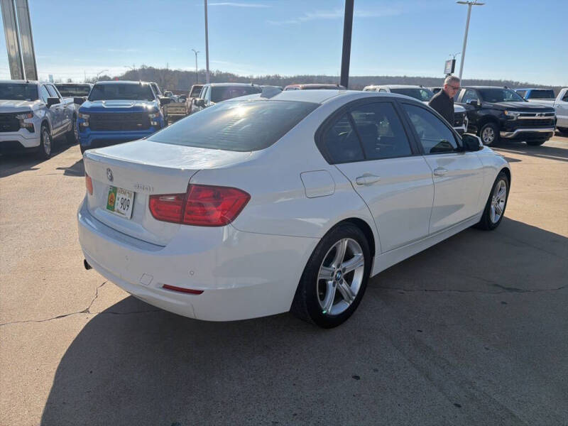 2015 BMW 3 Series 320i