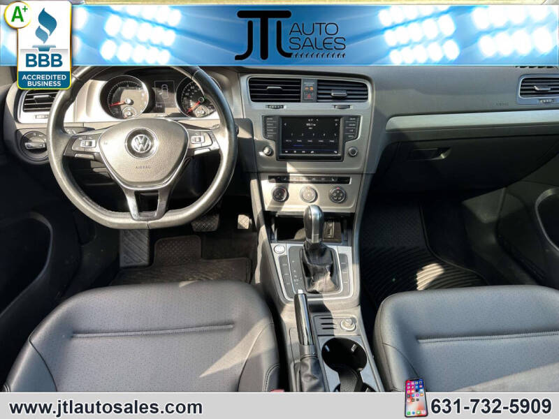 2017 Volkswagen Golf TSI Wolfsburg Edition