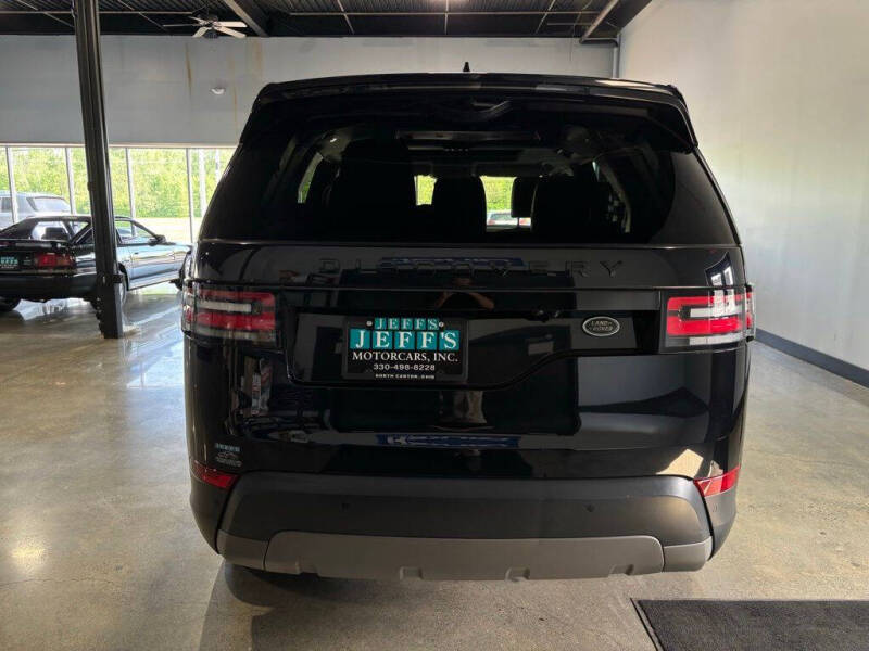 2017 Land Rover Discovery First Edition