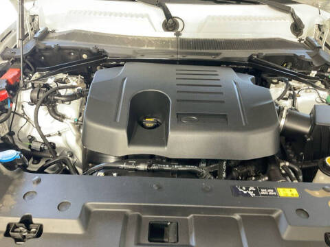 2024 Land Rover Defender 90 P400 X-Dynamic SE