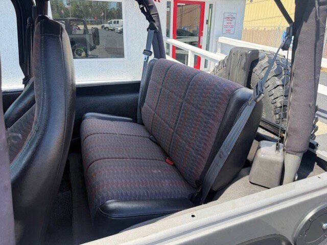 2000 Jeep Wrangler SE