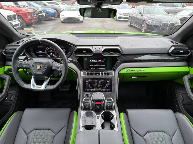 2024 Lamborghini Urus S