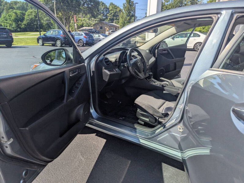 2012 Mazda MAZDA3 i Touring