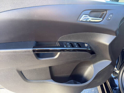 2020 Chevrolet Sonic LT