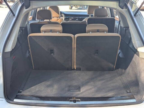 2025 Audi Q7 quattro Premium Plus 55 TFSI