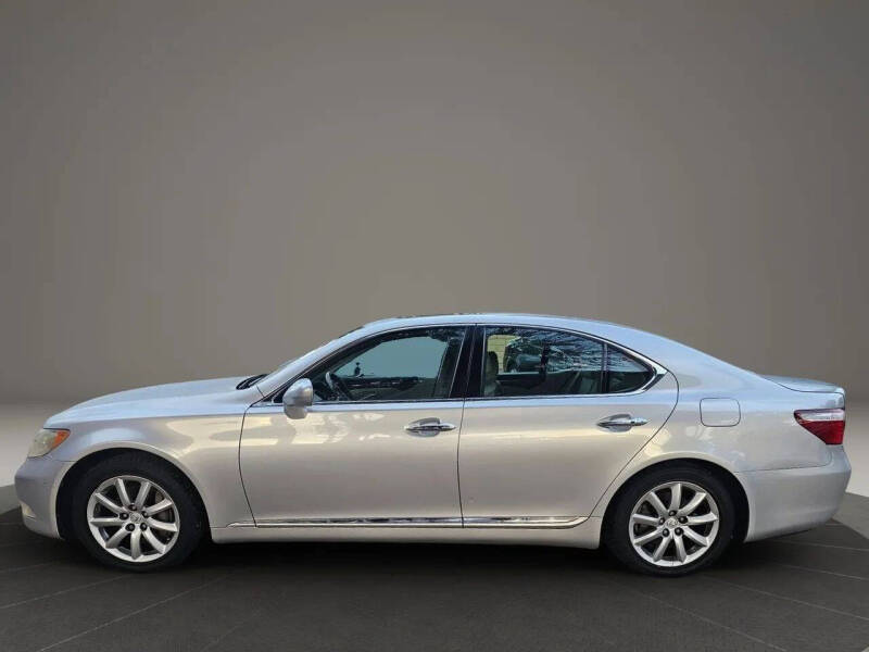 2007 Lexus LS 460