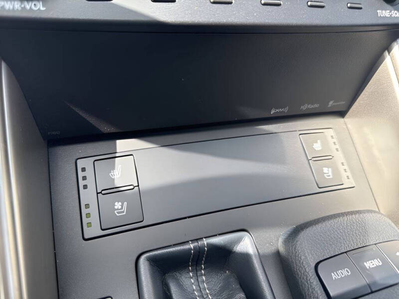 2016 Lexus IS 200t