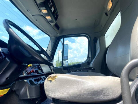 2015 Freightliner M2 112