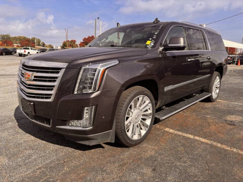 2017 Cadillac Escalade ESV Platinum