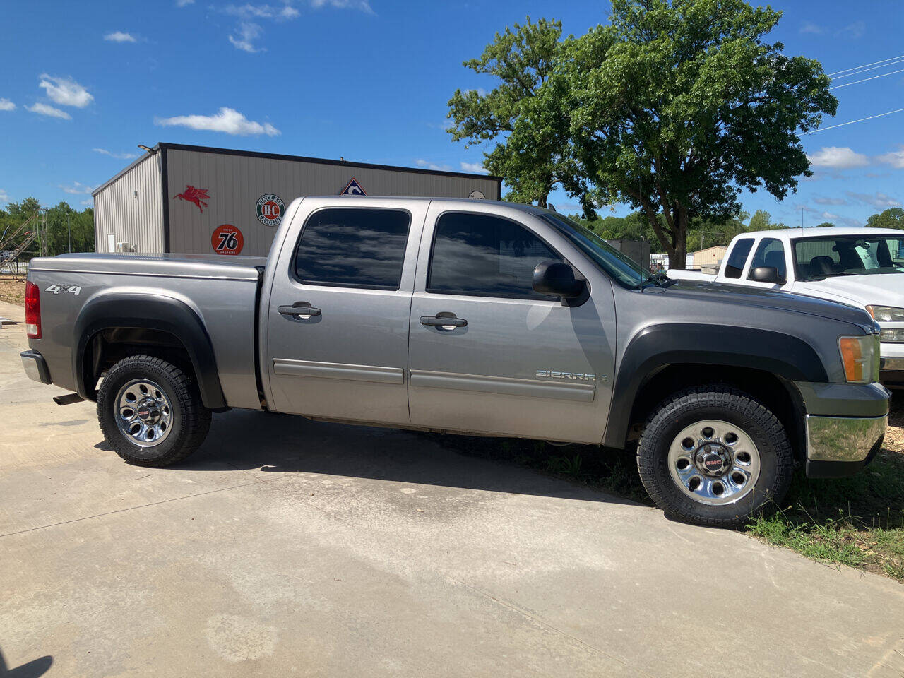 2009 GMC Sierra 1500 for sale at 66 Auto Center and The Dent Shop in Joplin, MO