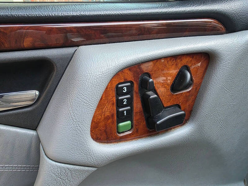 1998 Mercedes-Benz E-Class E 320