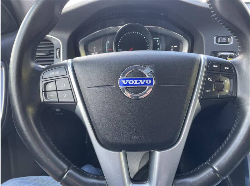 2015 Volvo V60 T5 Drive-E Premier