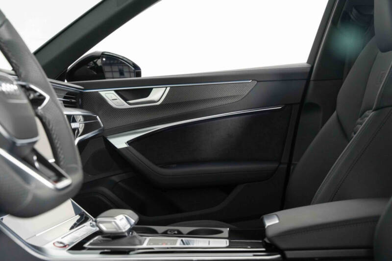 2023 Audi RS 6 Avant 4.0T quattro Avant