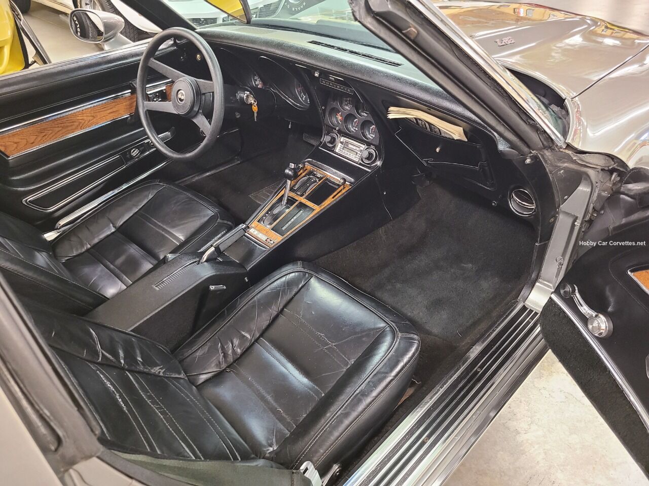 1976 Chevrolet Corvette 6