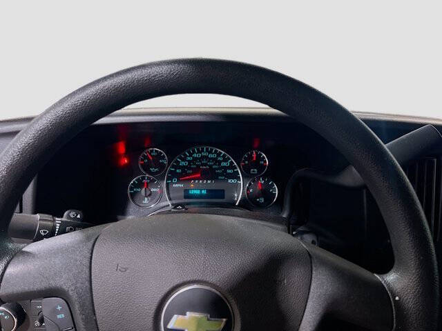 2024 Chevrolet Express 2500