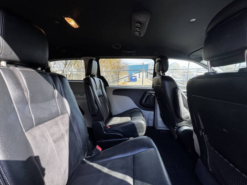 2020 Dodge Grand Caravan SXT